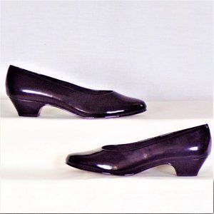 SOFT STYLE BY HUSH PUPPIES 8W black pumps